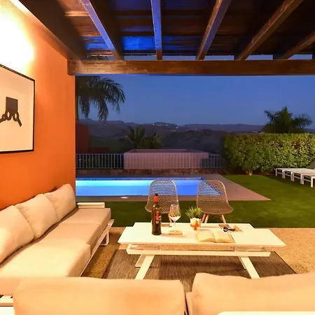 Par 4 Blue Star By Villagrancanaria * 라프라야데알게네구인