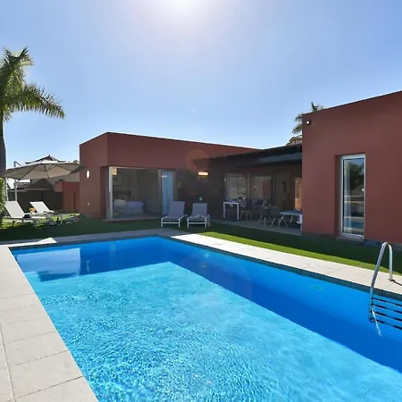 Par 4 Blue Star By Villagrancanaria 빌라 *